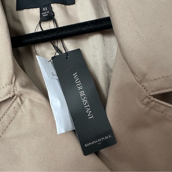 Banana Republic Classic Beige Trench Coat - Picture 8 of 12